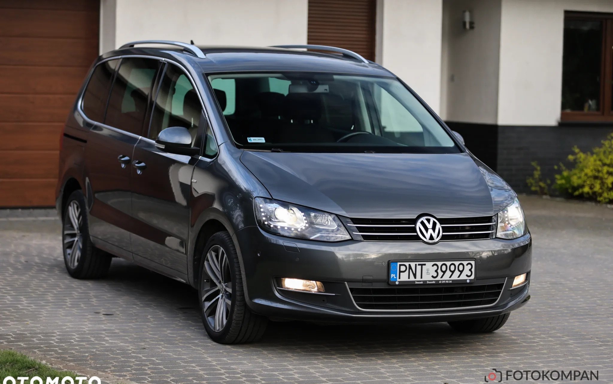 Volkswagen Sharan cena 57500 przebieg: 262418, rok produkcji 2014 z Jaworzno małe 781